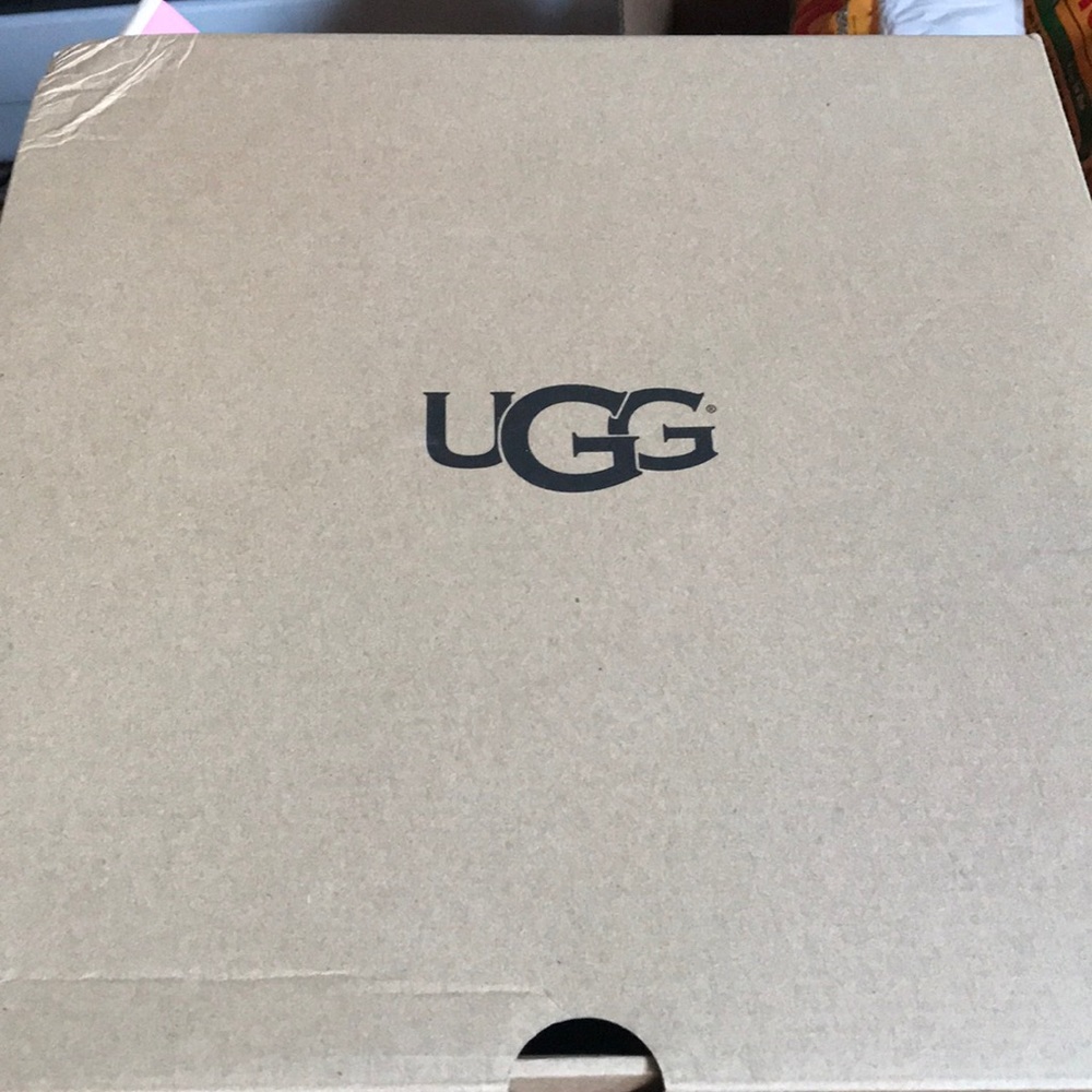 Meet your Posher, Abosede